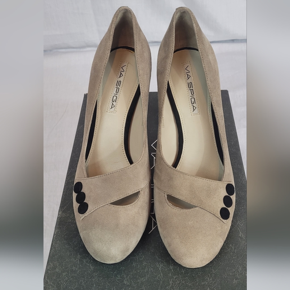 Via Spiga Grey Gray Light Tan Black Suede High Heels 7 1/2 7.5 Shoes